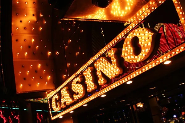 donasibet slot app showing live casino and betting options